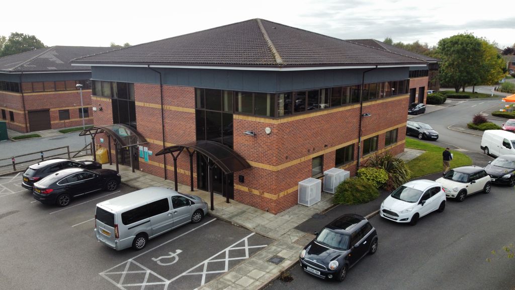 Property photo 1 of 5