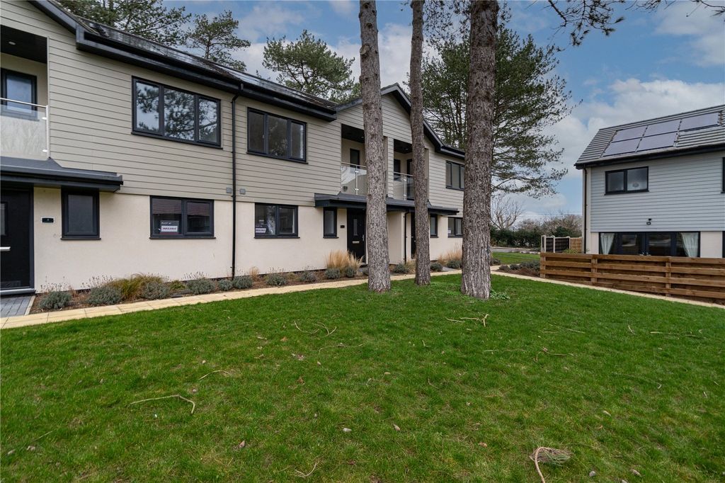 Property photo 1 of 19 Picture No. 21