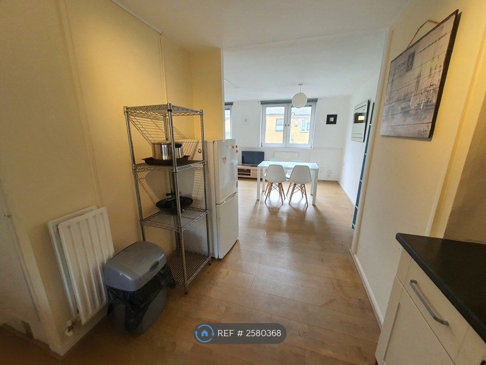 Property photo 3 of 19 Kitchen Diner