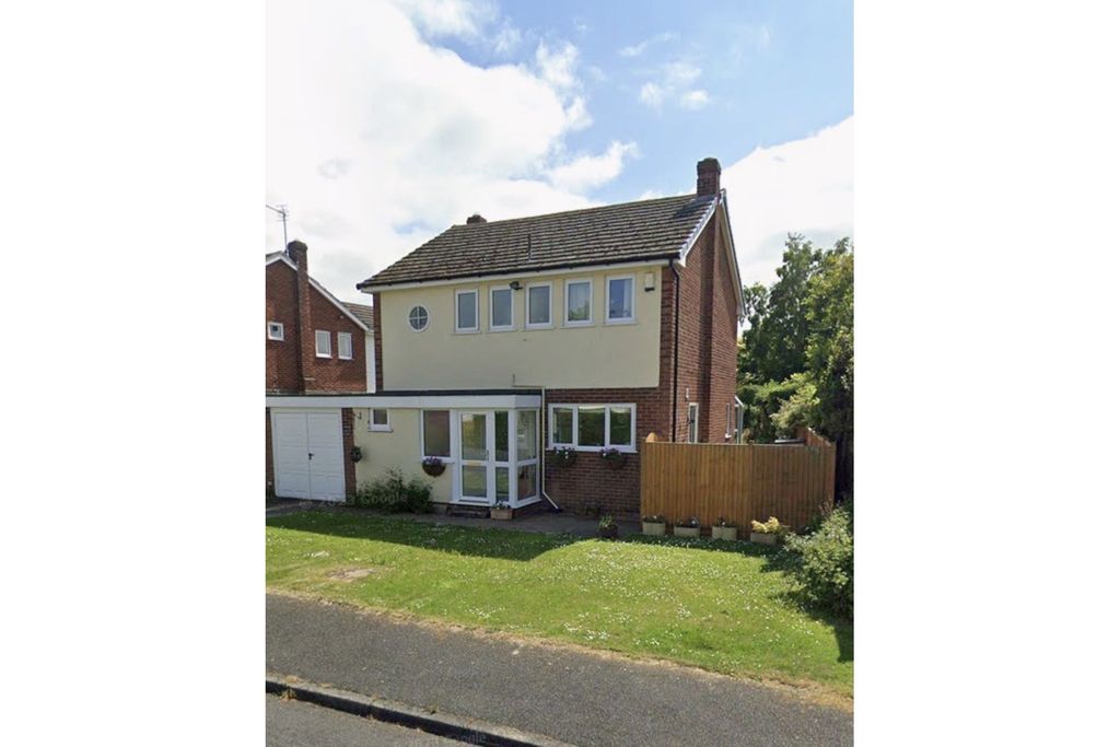 Property photo 1 of 16