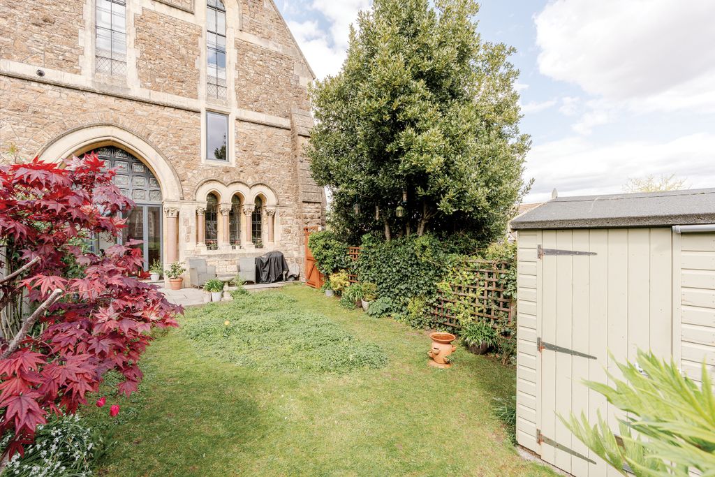 Additional image 10 of 3 bed town house for saleThe View, Woodhill Road BS20