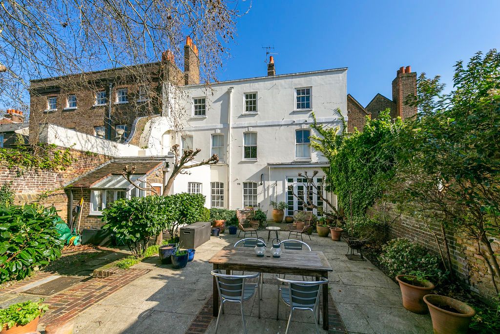 Additional image 4 of 6 bed terraced house for saleHampton Court Road, East Molesey KT8