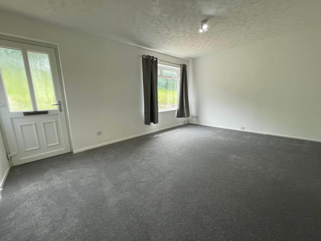 Property photo 3 of 6 Image