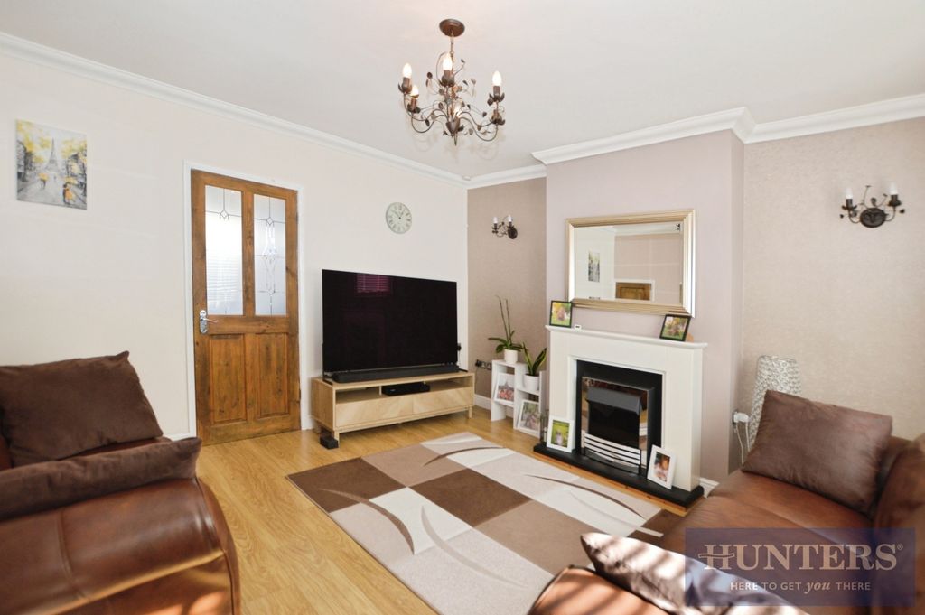 Property photo 2 of 9 Pbox-Img.Jpg