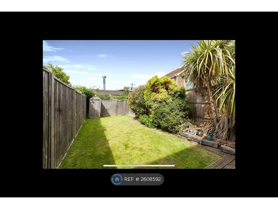 Property photo 3 of 13 Read Garden