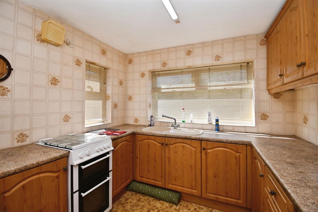 Property photo 3 of 17 6Ae71E25-U 20 282 29.Jpg