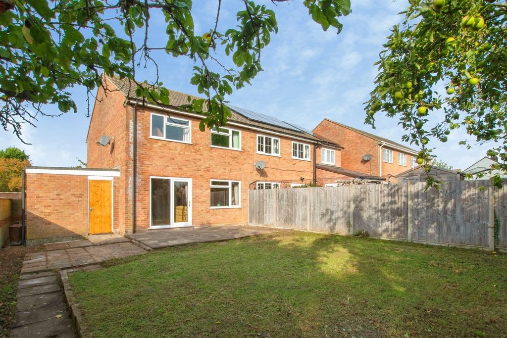Property photo 2 of 17