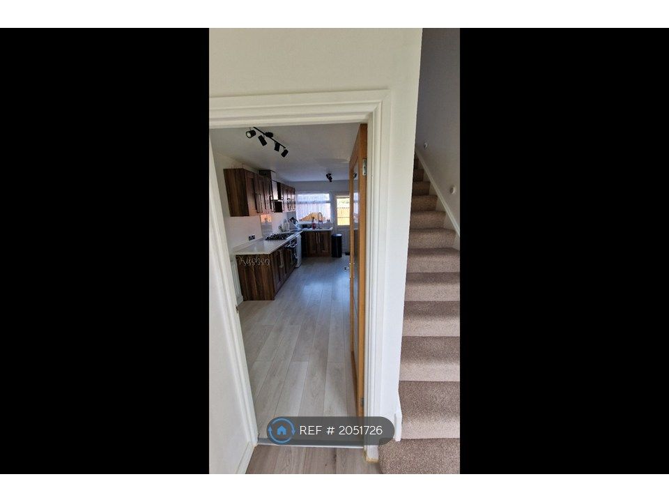 Property photo 3 of 29
