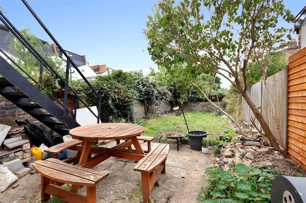Property photo 2 of 9 Picture No. 08