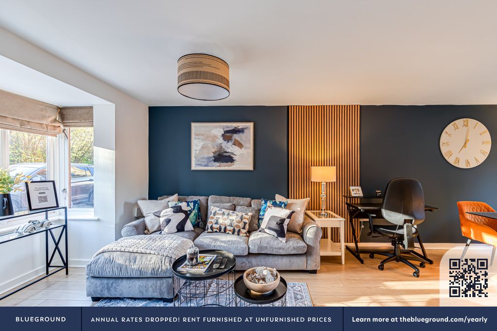 Property photo 3 of 48 Living Room