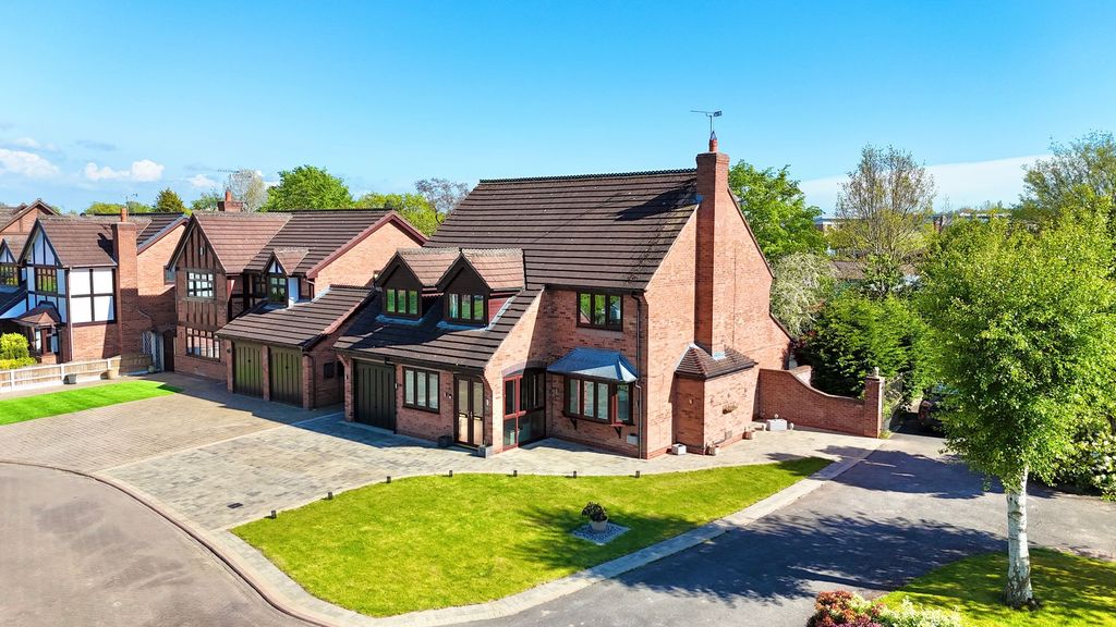 Property photo 1 of 34
