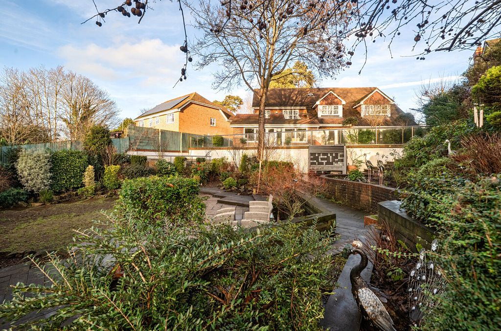 Property photo 3 of 24 1400408-6-696A6Dd...