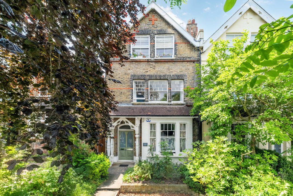 Property photo 1 of 14