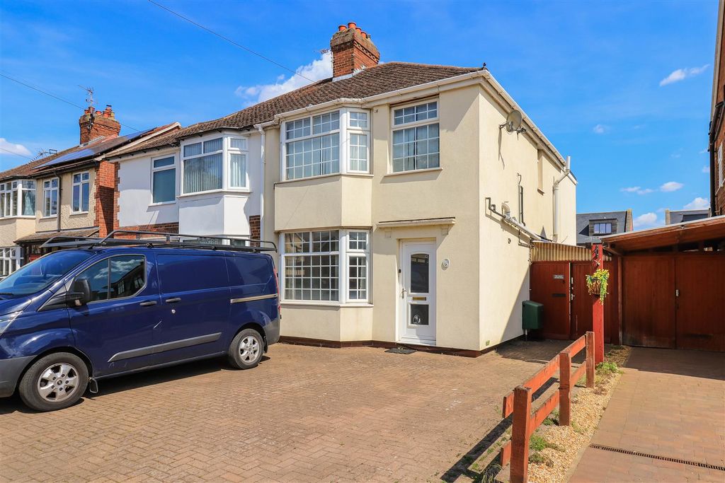 Property photo 1 of 28 Img (32).Jpg