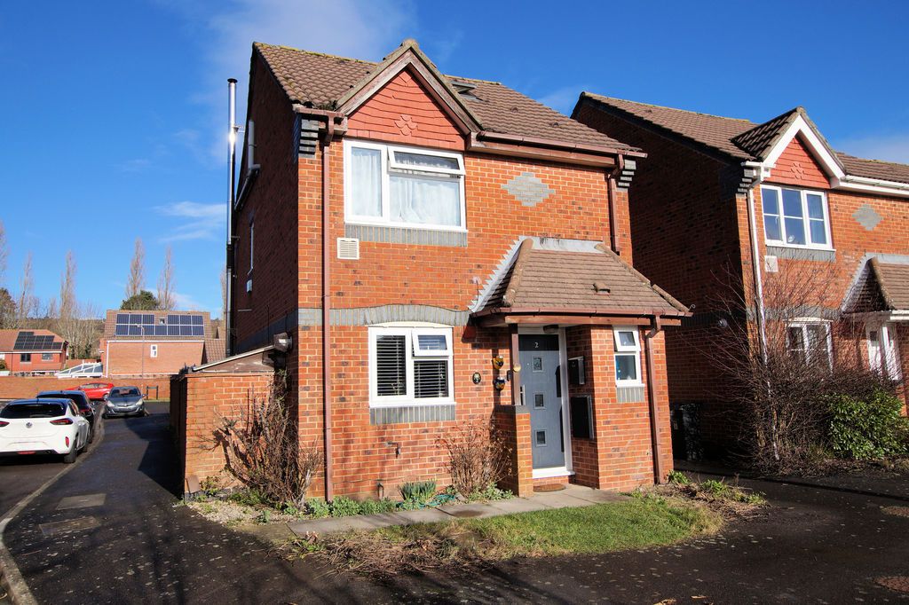 Property photo 1 of 26 Front