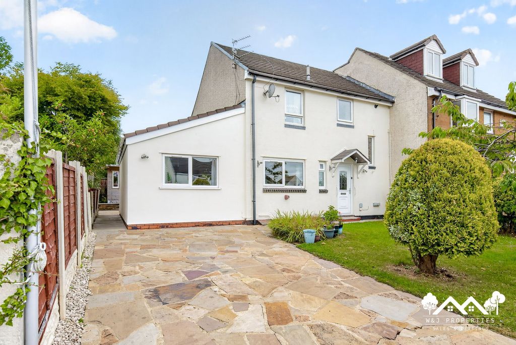 Property photo 1 of 27