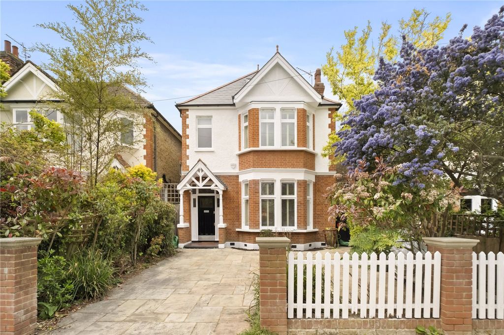Property photo 1 of 19 Picture No. 11