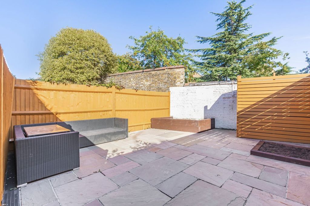 Property photo 3 of 11 Picture No. 08