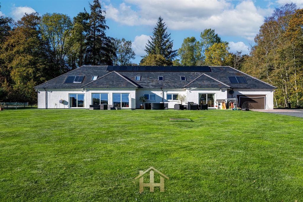 Property photo 1 of 33 Z91_1816-Edit.Jpg