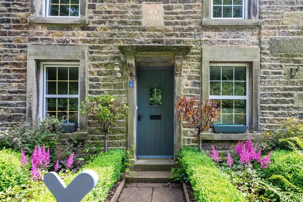 Property photo 2 of 29