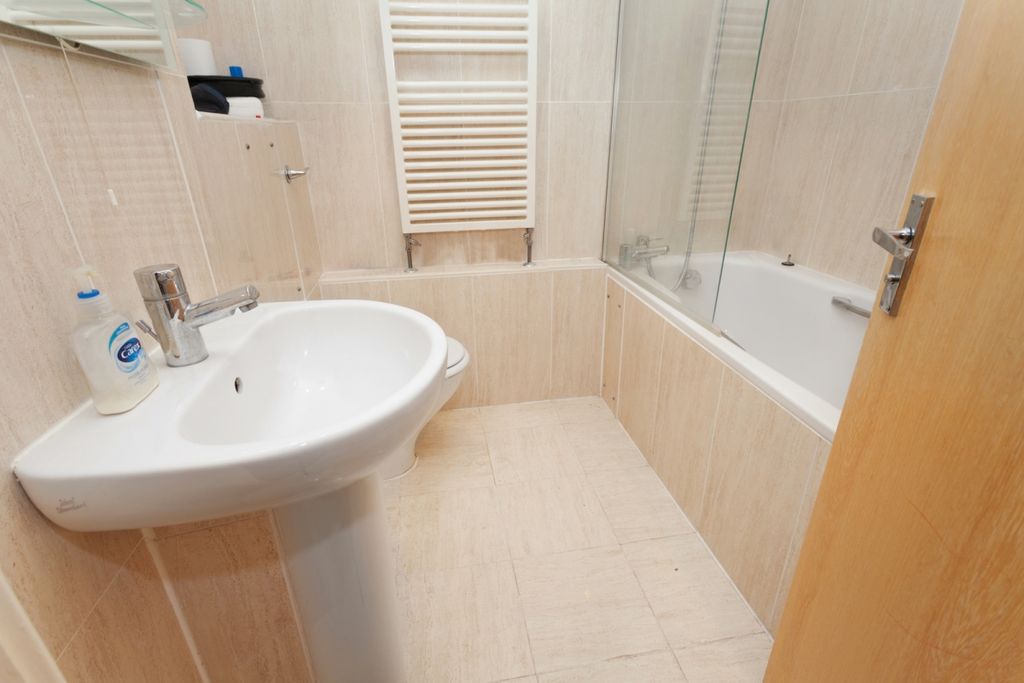 Property photo 3 of 3 Bathroom