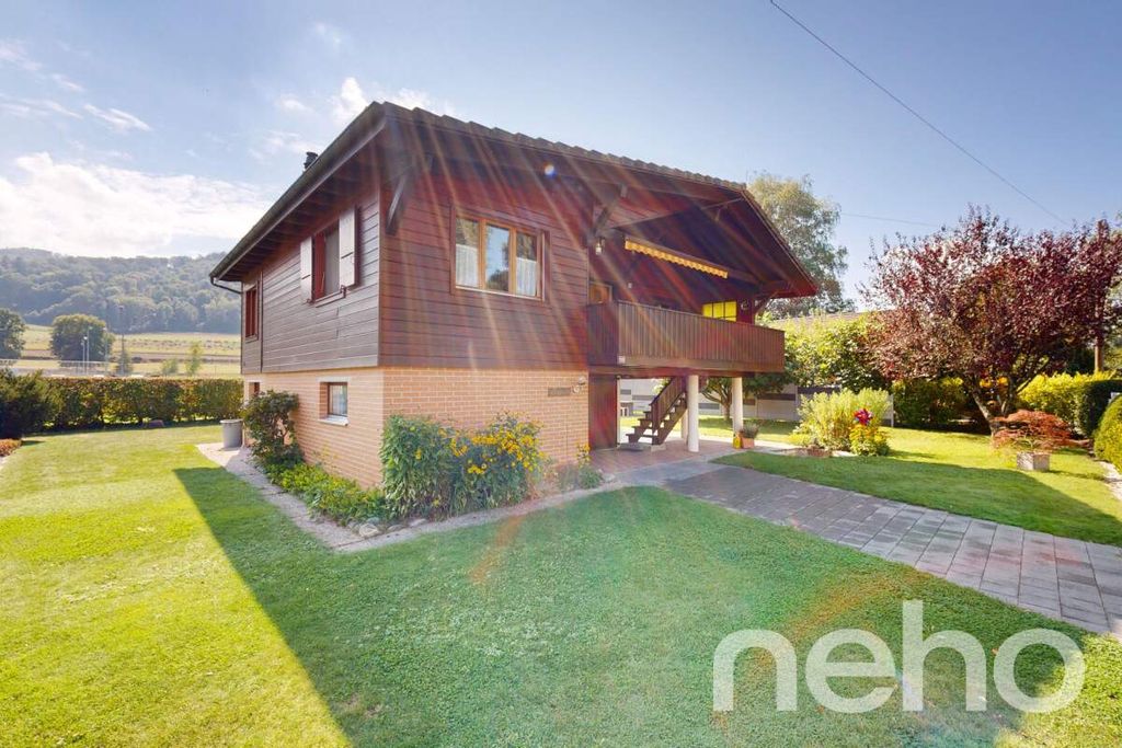 Property photo 1 of 13