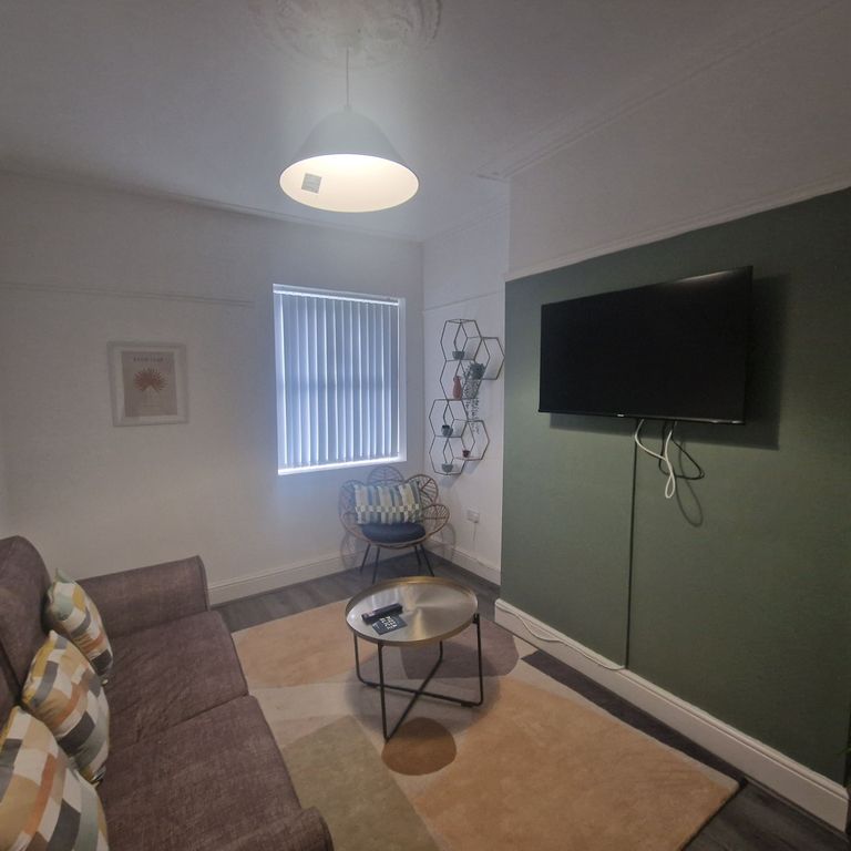 Property photo 3 of 10