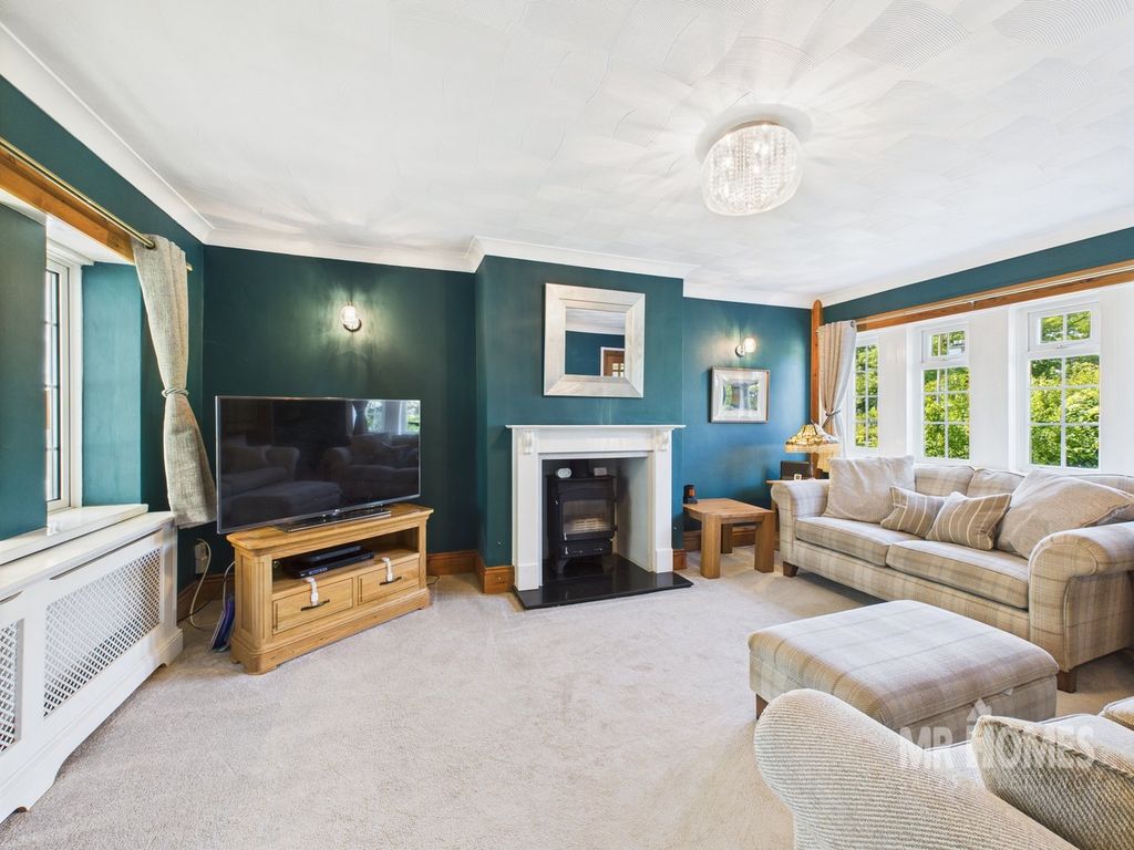 Property photo 2 of 46