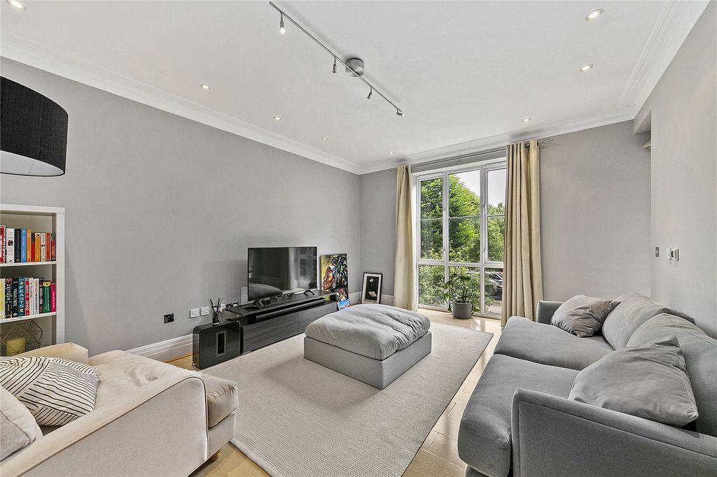 Property photo 2 of 13 Picture No. 02