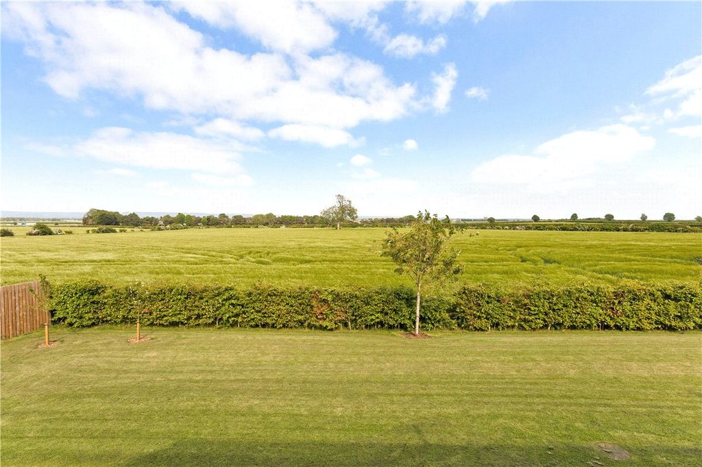 Property photo 3 of 11 Picture No. 11