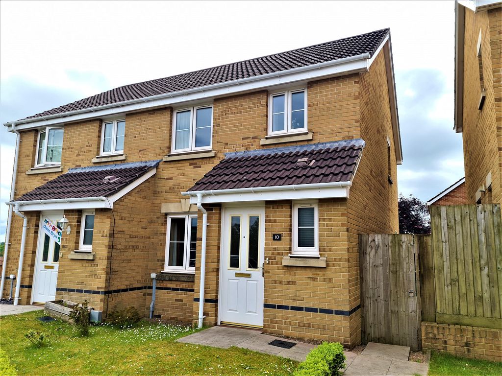 Property photo 1 of 11 Bedroom