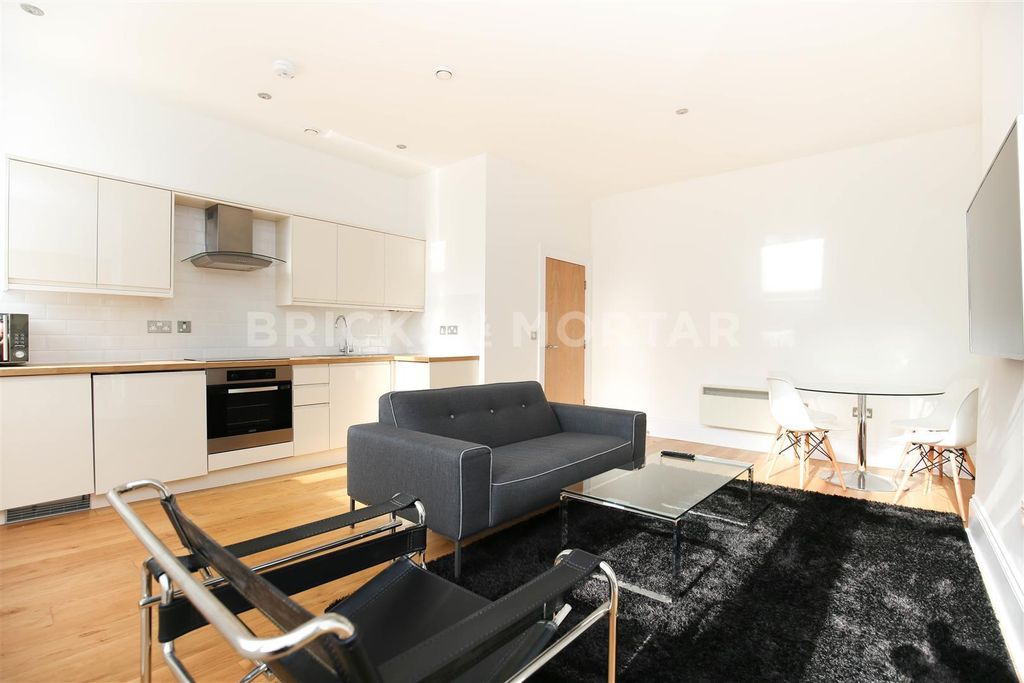 Property photo 1 of 16 Tkaxsmcjxebjctvhd3Yjfm9Jmvk.Jpg
