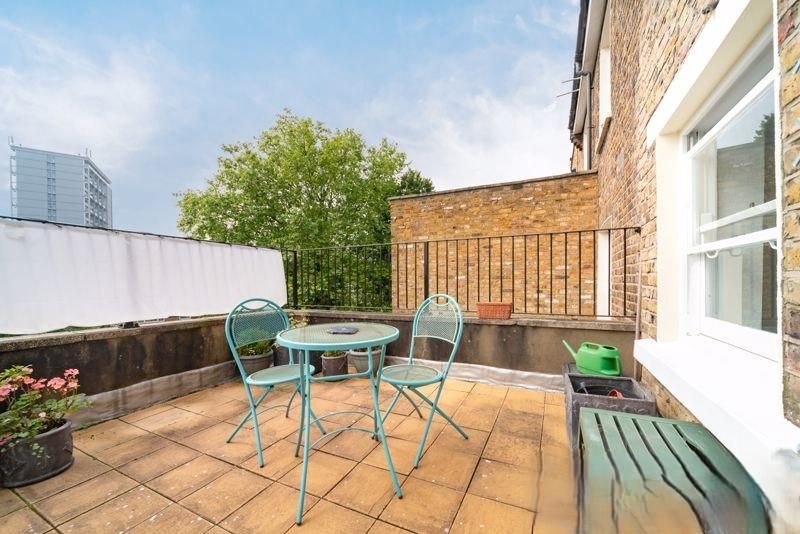 Property photo 2 of 12 Terrace.Jpg