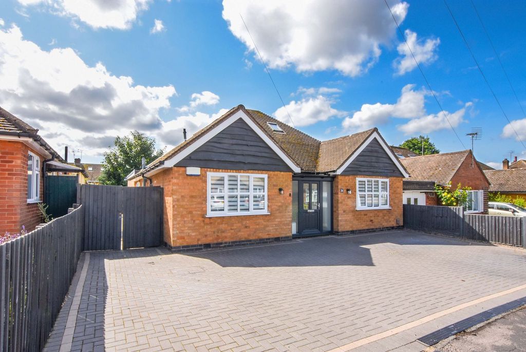 Property photo 1 of 26