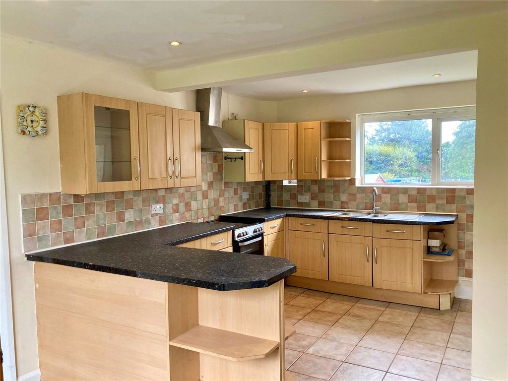 Property photo 2 of 21 Picture No. 07