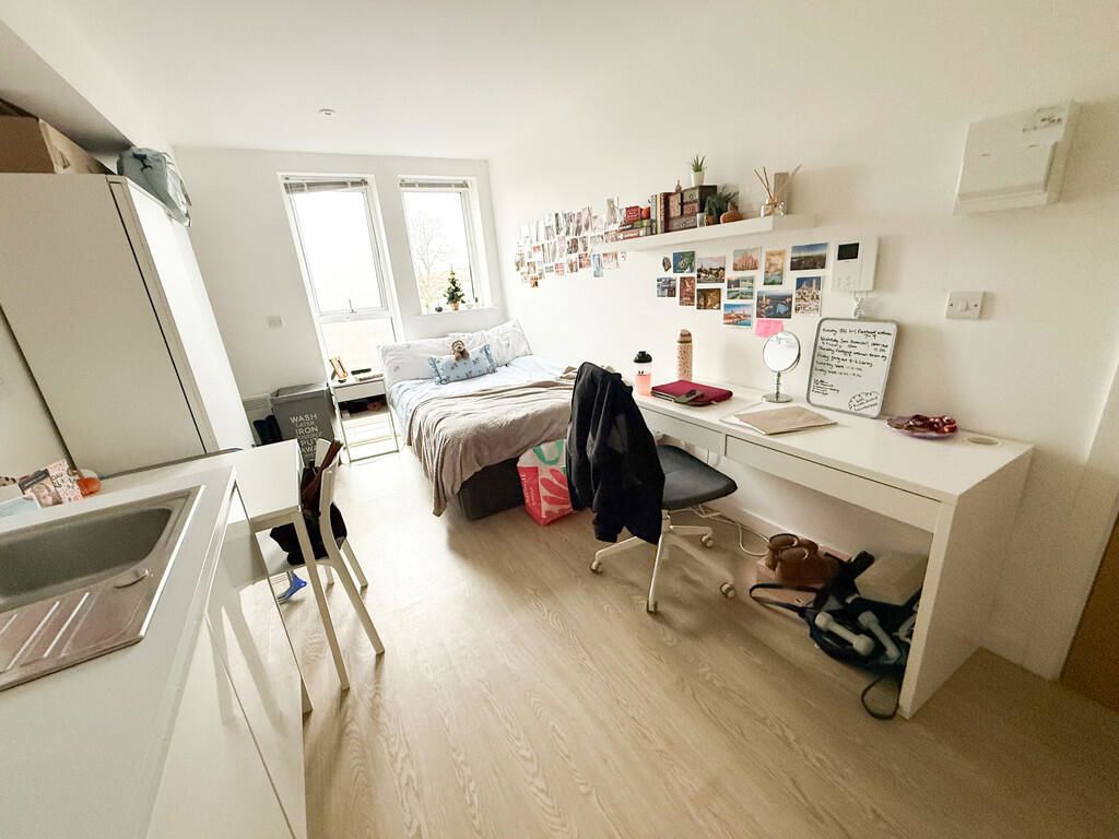 Property photo 2 of 7