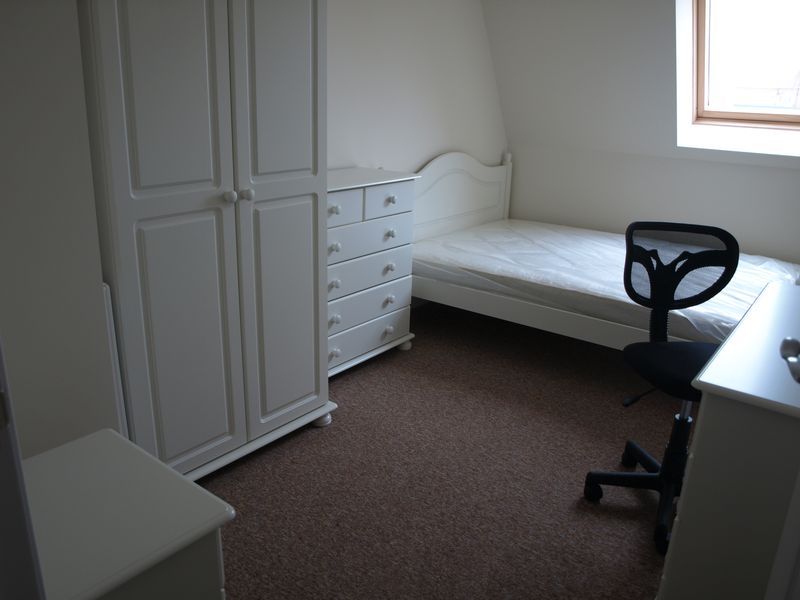 Property photo 2 of 5 Photo 3