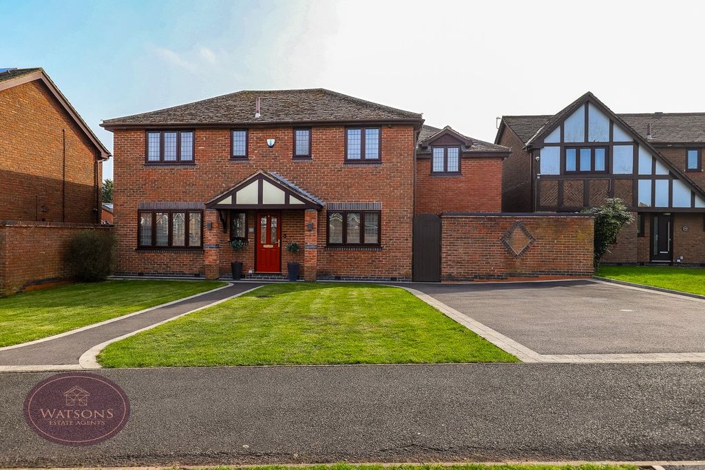 Property photo 2 of 41