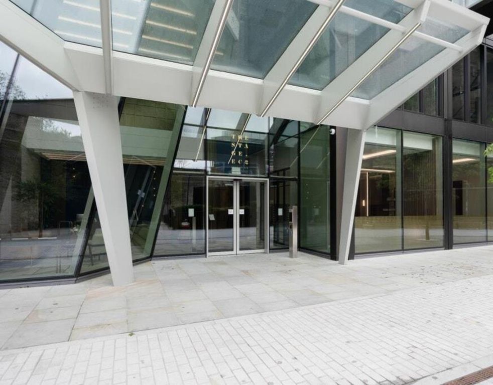 Property photo 3 of 12 Stage Plaza 3B Fl34 (9).Jpg