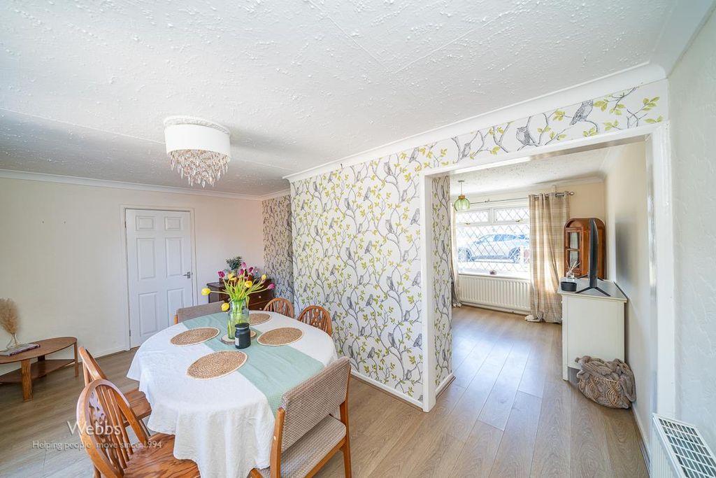 Property photo 3 of 26 Â© Webbs Estate Agents Â© (2 Of 28).Jpg