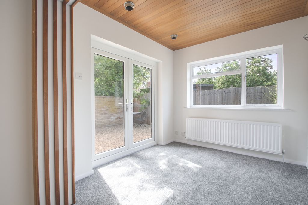 Property photo 3 of 14 Gallery