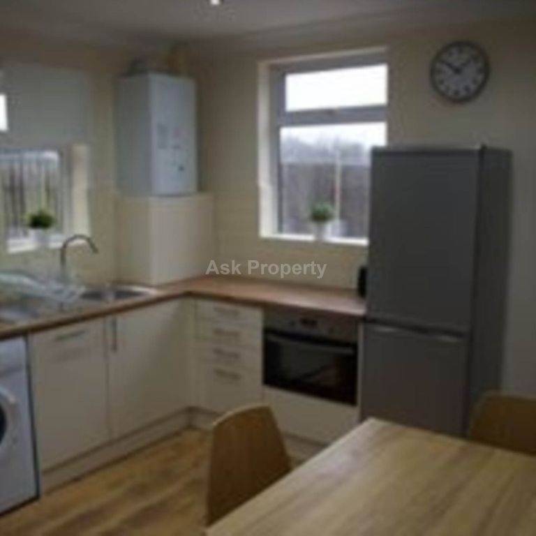 Property photo 2 of 3