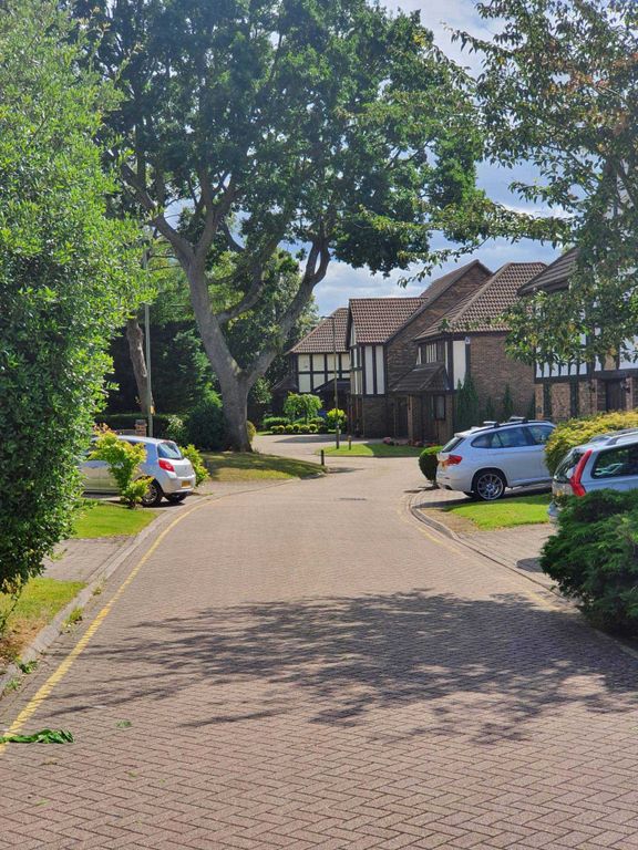 Property photo 2 of 24