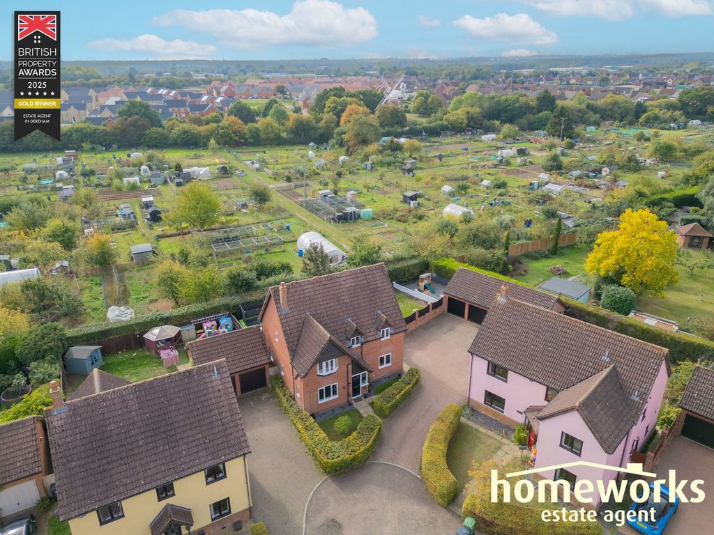 Property photo 2 of 28