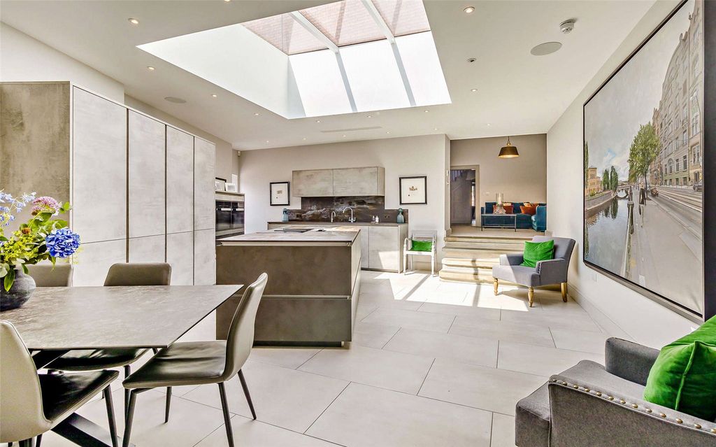 Additional image 8 of 5 bed detached house for saleCastle Moat House, 18 Drury Lane, Lincoln LN1