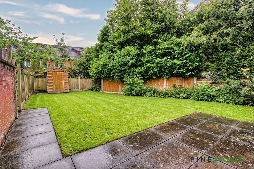 Property photo 2 of 14 Rear Garden