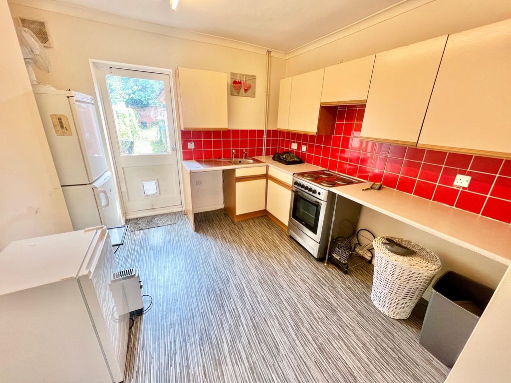 Property photo 2 of 13 Image