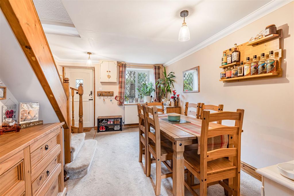 Property photo 3 of 15 Dining Room 2.Jpg
