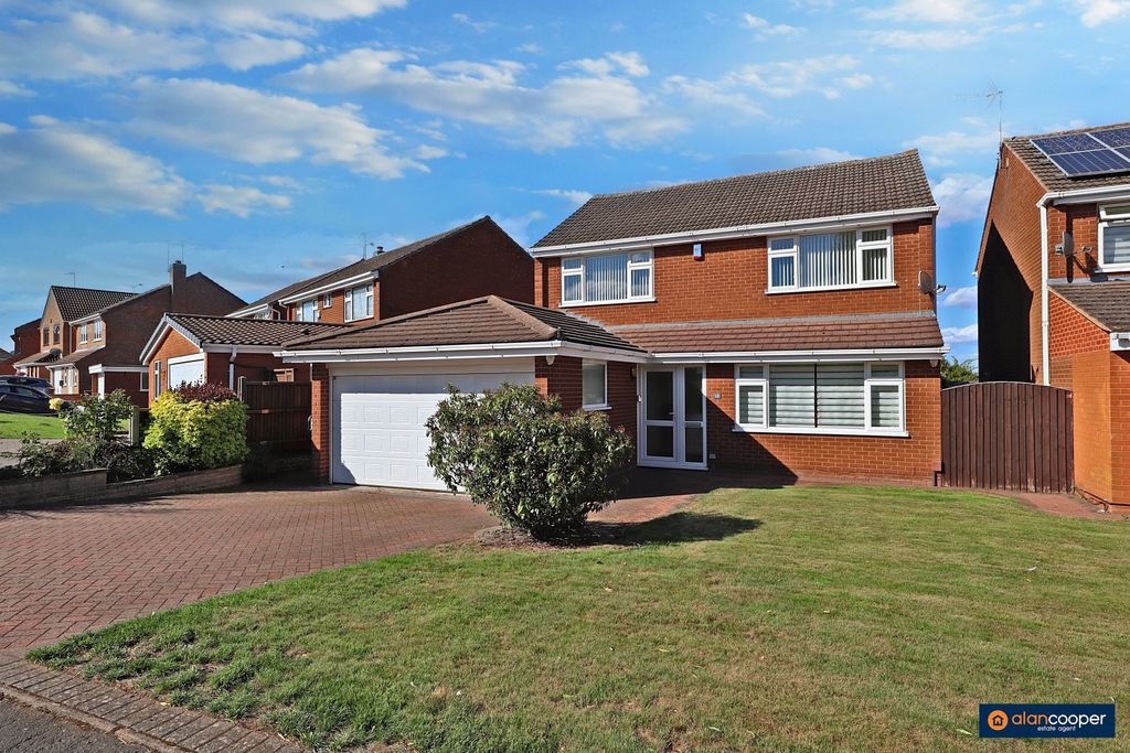 Property photo 1 of 24 4410221