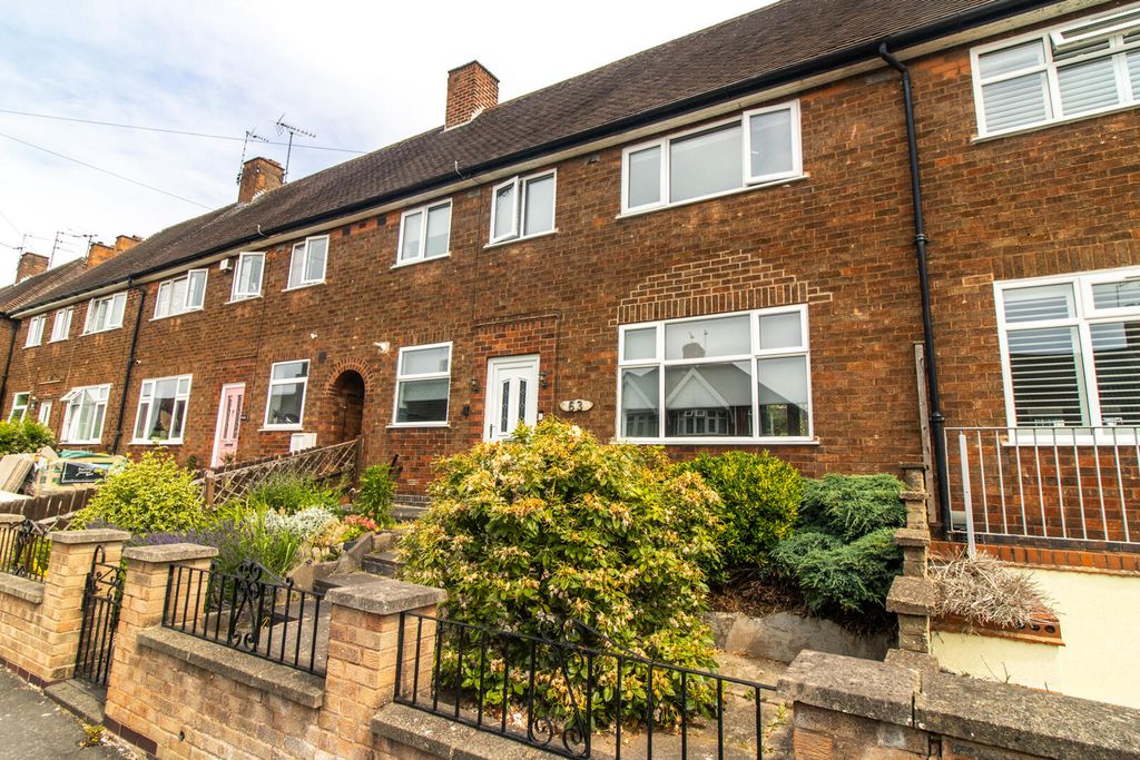 Property photo 1 of 4 Front (Exterior)